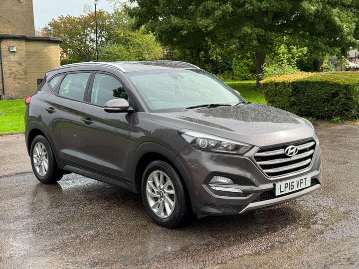 Hyundai TUCSON 2.0 CRDi SE Nav Auto 4WD Euro 6 5dr