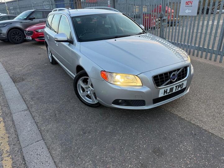Volvo V70 2.0 D3 SE Lux Euro 5 5dr