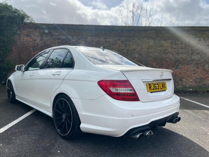 Mercedes-Benz C Class 2.1 C200 CDI Executive SE G-Tronic+ Euro 5 (s/s) 4dr