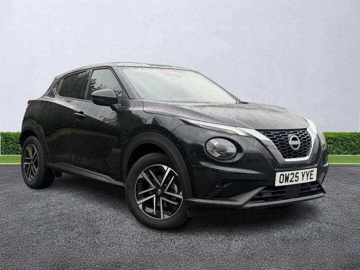 Nissan JUKE 1.0 DIG-T N-Connecta Euro 6 (s/s) 5dr