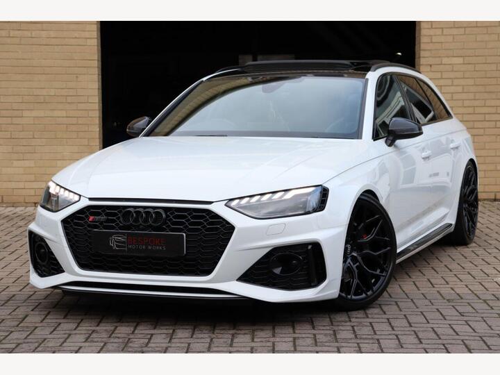 Audi RS4 AVANT 2.9 TFSI V6 Tiptronic Quattro Euro 6 (s/s) 5dr Audi RS4 AVANT 2.9 TFSI V6 Tiptronic Quattro Euro 6 (s/s) 5dr