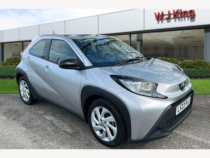 Toyota Aygo X 1.0 VVT-i Pure Euro 6 (s/s) 5dr