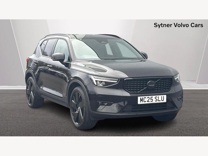 Volvo XC40 2.0 B4 MHEV Plus Black Edition DCT Auto Euro 6 (s/s) 5dr