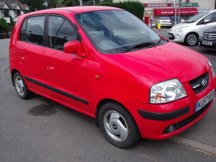 Hyundai Amica 1.1 CDX 5dr Hyundai Amica 1.1 CDX 5dr