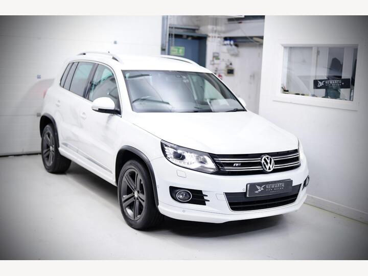 Volkswagen Tiguan 2.0 TDI BlueMotion Tech R-Line Edition 4WD Euro 6 (s/s) 5dr