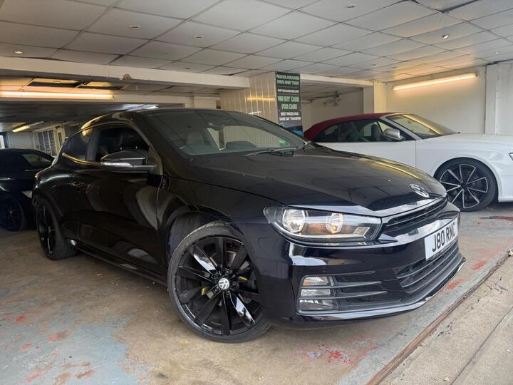 Volkswagen Scirocco 2.0 TDI BlueMotion Tech R-Line DSG Euro 6 (s/s) 3dr