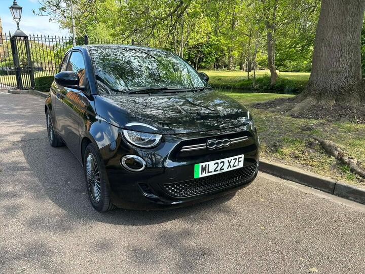 Fiat 500e 42kWh Icon Auto 3dr