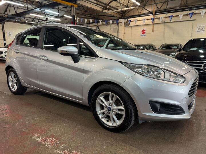 Ford Fiesta 1.25 Zetec Euro 6 5dr