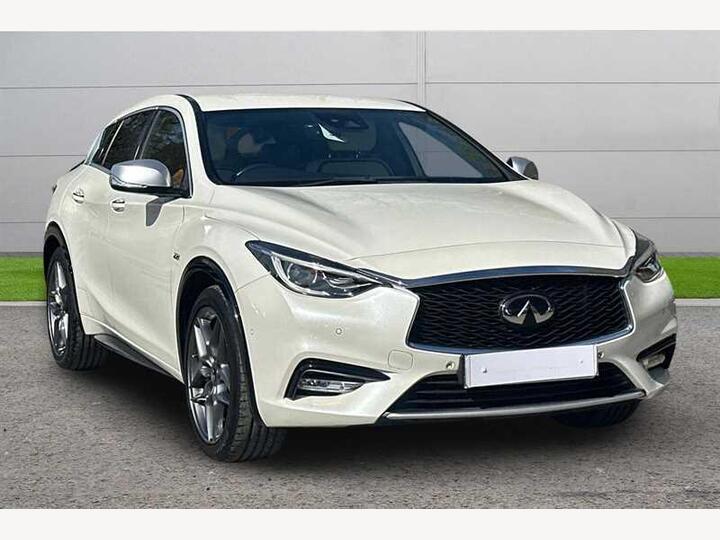 Infiniti Q30 2.2d Premium Tech InTouch DCT AWD Euro 6 (s/s) 5dr