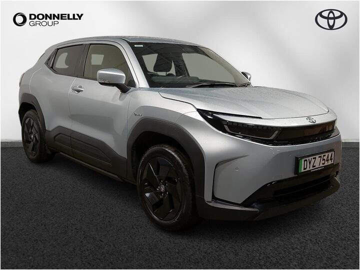 Toyota Urban Cruiser 61kWh Design Auto 5dr Toyota Urban Cruiser 61kWh Design Auto 5dr
