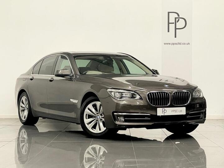 BMW 7 Series 4.4 750i V8 SE Auto Euro 6 (s/s) 4dr