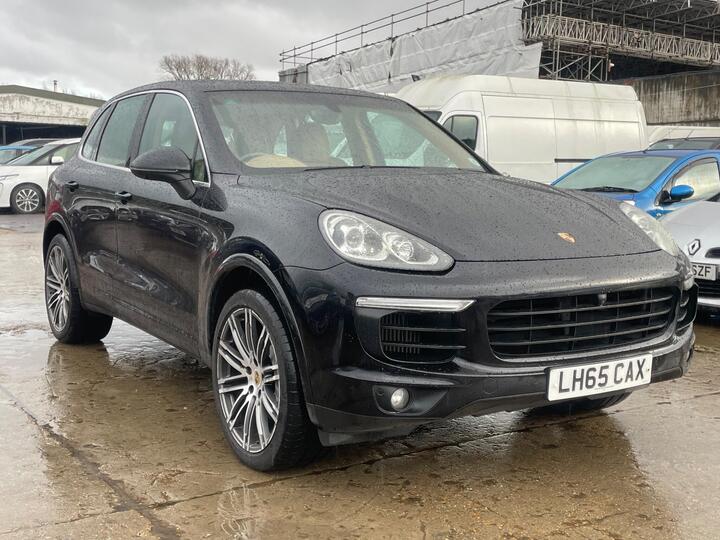 Porsche Cayenne 3.6T V6 S TiptronicS 4WD Euro 6 (s/s) 5dr