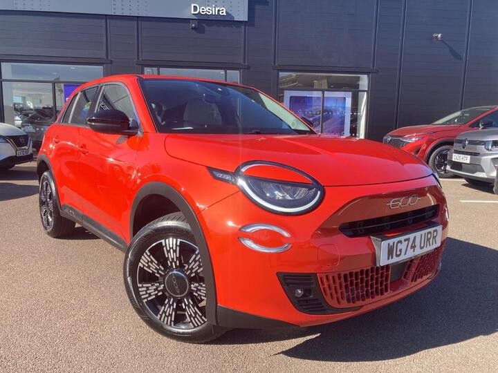 Fiat 600 1.2 MHEV E-DCT Euro 6 (s/s) 5dr