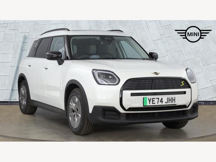 MINI Countryman SE 66.5kWh Classic Auto ALL4 5dr