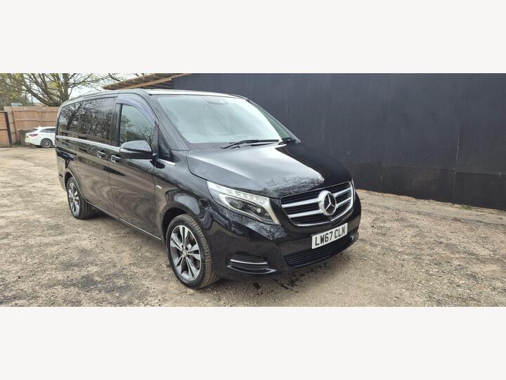 Mercedes-Benz V Class 2.2 V220d AMG Line Marco Polo Horizon G-Tronic+ Euro 6 (s/s) 5dr Mercedes-Benz V Class 2.2 V220d AMG Line Marco Polo Horizon G-Tronic+ Euro 6 (s/s) 5dr