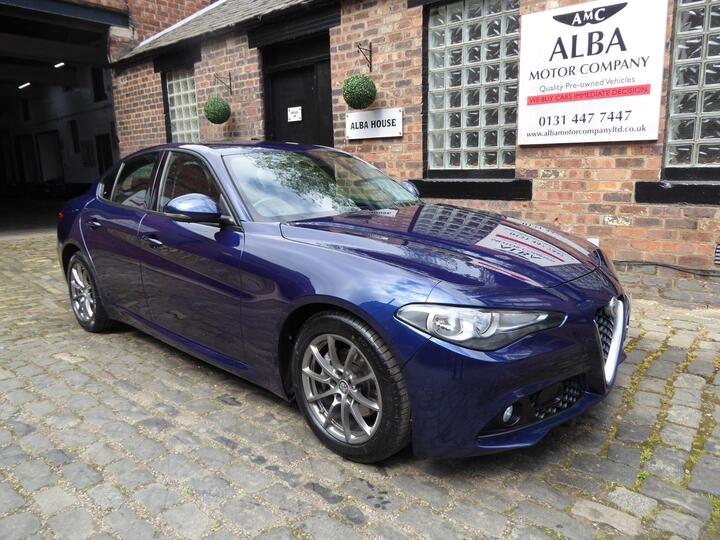 Alfa Romeo Giulia 2.2 TD Super Auto Euro 6 (s/s) 4dr Alfa Romeo Giulia 2.2 TD Super Auto Euro 6 (s/s) 4dr