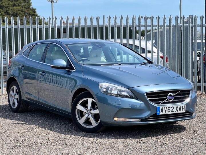 Volvo V40 1.6 D2 SE Euro 5 (s/s) 5dr