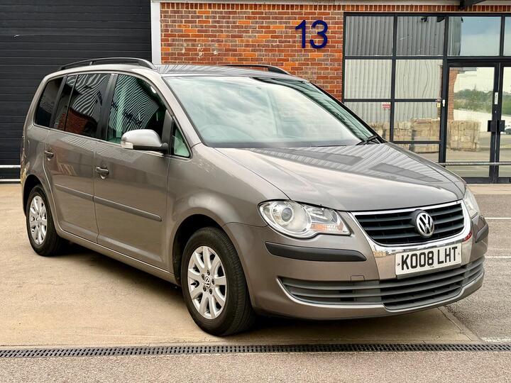 Volkswagen Touran 1.9 TDI S 5dr (7 Seats) Volkswagen Touran 1.9 TDI S 5dr (7 Seats)