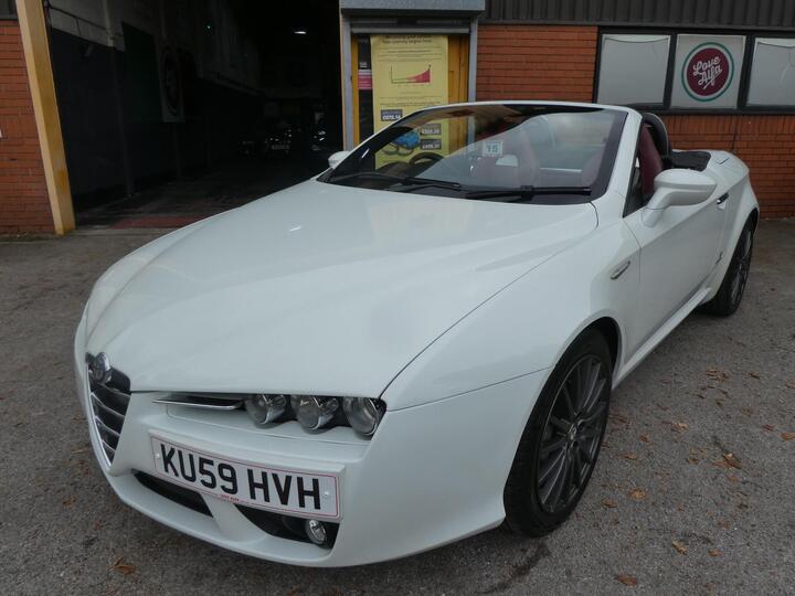 Alfa Romeo Spider 2.2 JTS 2dr Alfa Romeo Spider 2.2 JTS 2dr
