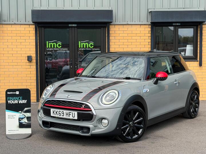 MINI Hatch 2.0 Cooper S Classic Steptronic Euro 6 (s/s) 3dr
