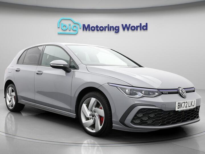 Volkswagen Golf 1.4 TSI 13kWh GTE DSG Euro 6 (s/s) 5dr Volkswagen Golf 1.4 TSI 13kWh GTE DSG Euro 6 (s/s) 5dr