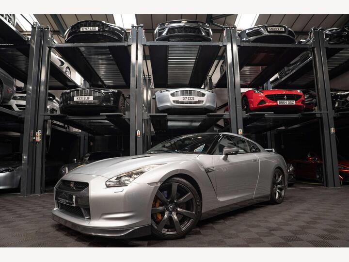 Nissan GT-R 3.8 V6 Premium Edition Auto 4WD Euro 4 2dr