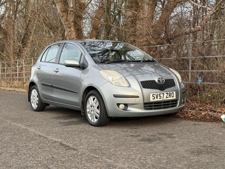 Toyota Yaris 1.3 VVT-i TR 5dr