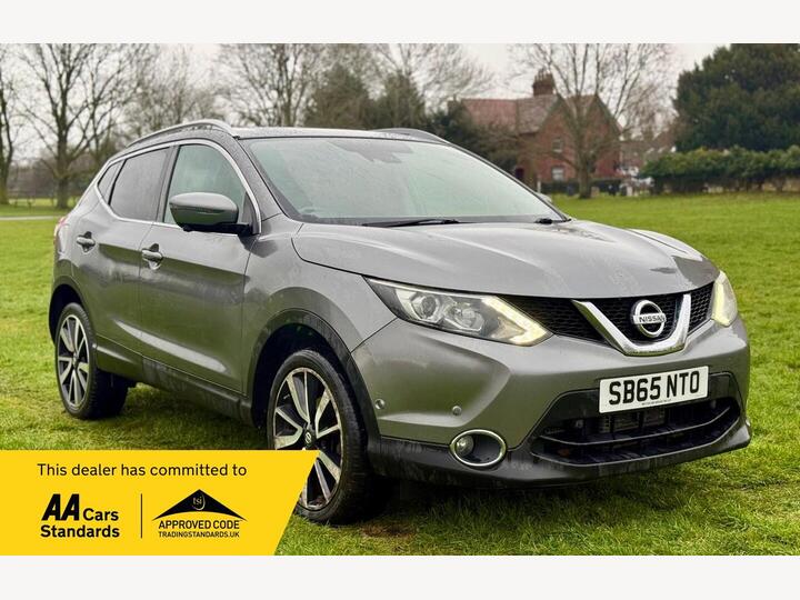 Nissan Qashqai 1.2 DIG-T Tekna XTRON 2WD Euro 6 (s/s) 5dr