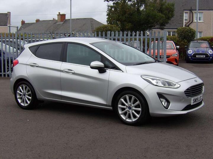 Ford Fiesta 1.0T EcoBoost Titanium Euro 6 (s/s) 5dr