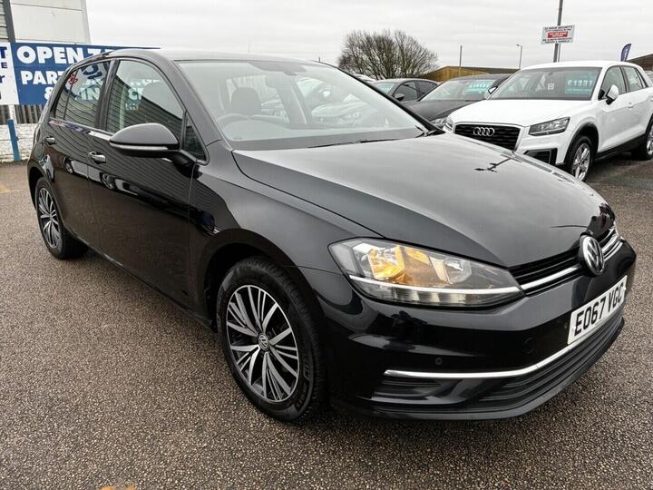 Volkswagen GOLF 2.0 TDI SE Nav Euro 6 (s/s) 5dr