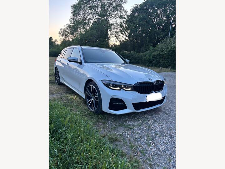 BMW 3 Series 2.0 330e 12kWh M Sport Touring Auto Euro 6 (s/s) 5dr