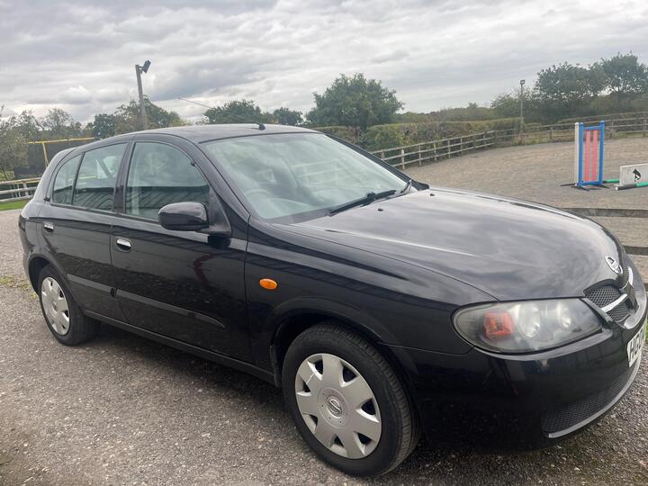 Nissan Almera 1.5 SE 5dr Nissan Almera 1.5 SE 5dr