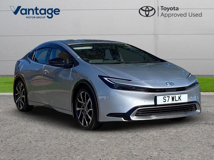 Toyota Prius 2.0 13.6kWh Excel CVT Euro 6 (s/s) 5dr Toyota Prius 2.0 13.6kWh Excel CVT Euro 6 (s/s) 5dr