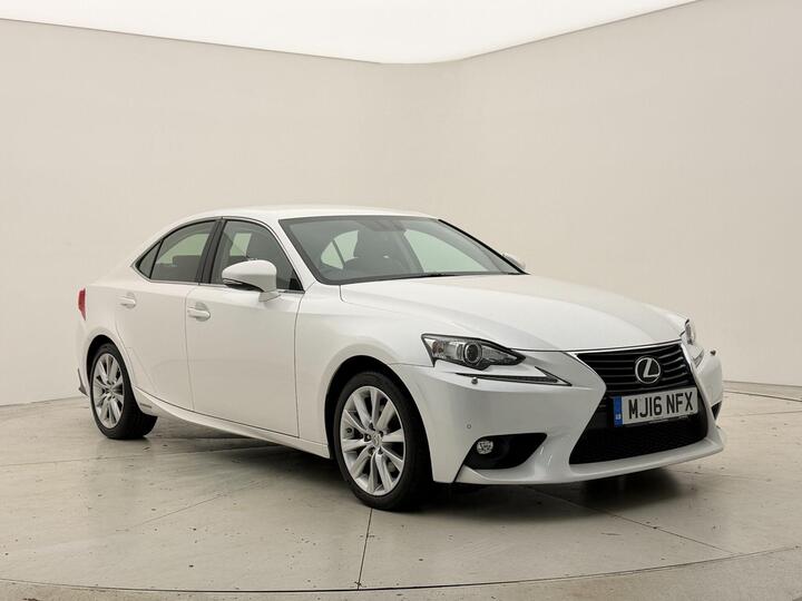 Lexus IS 2.5 300h Advance E-CVT Euro 6 (s/s) 4dr