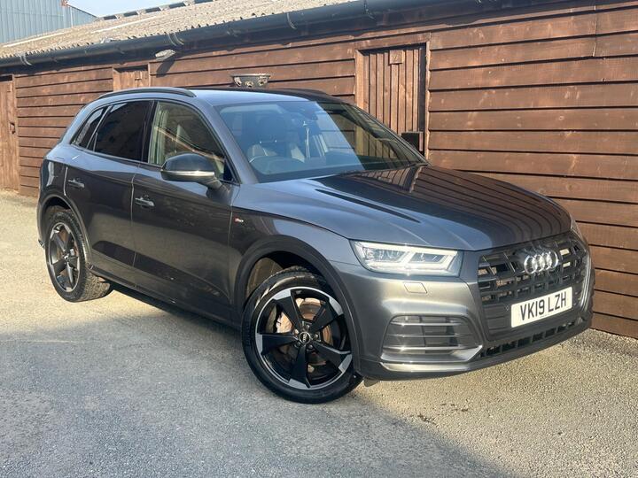 Audi Q5 2.0 TDI 40 Black Edition S Tronic Quattro Euro 6 (s/s) 5dr