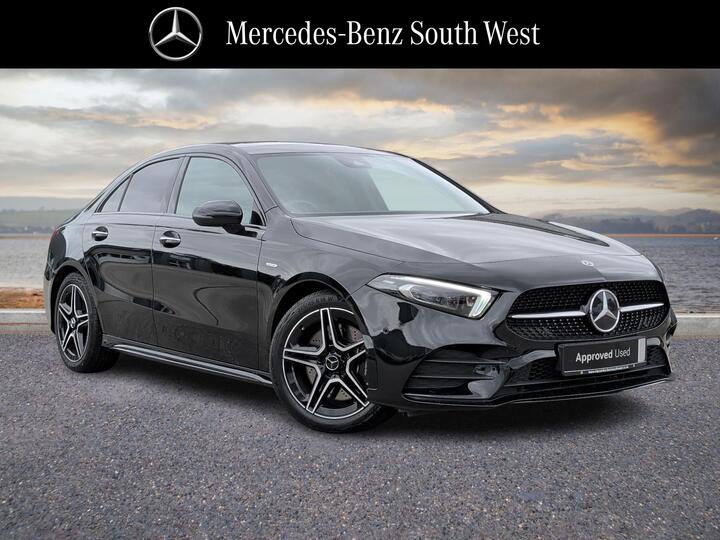Mercedes-Benz A Class 2.0 A250 AMG Line Edition (Premium Plus) 7G-DCT Euro 6 (s/s) 4dr