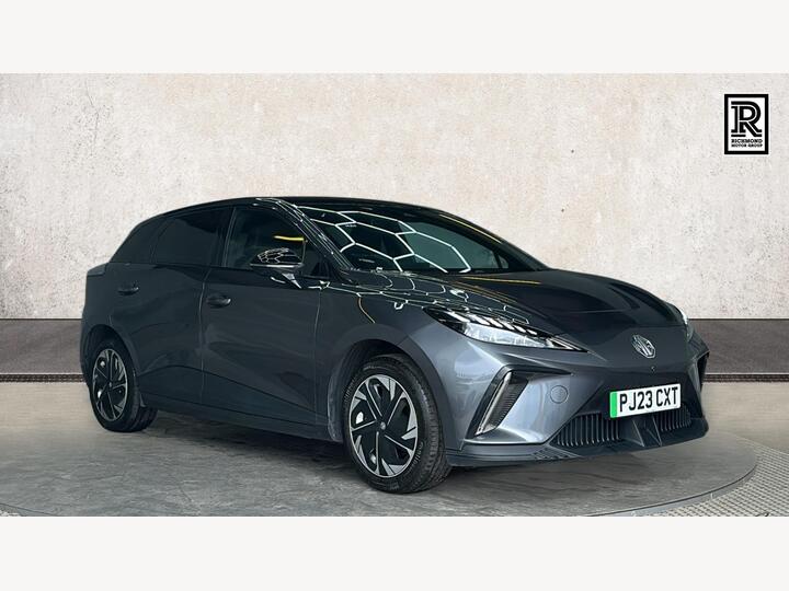 MG MG4 EV 64kWh Trophy Long Range Auto 5dr