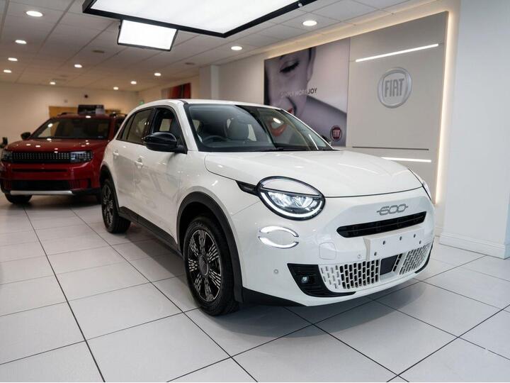 Fiat 600 Ice 1.2 MHEV Icon E-DCT Euro 6 (s/s) 5dr