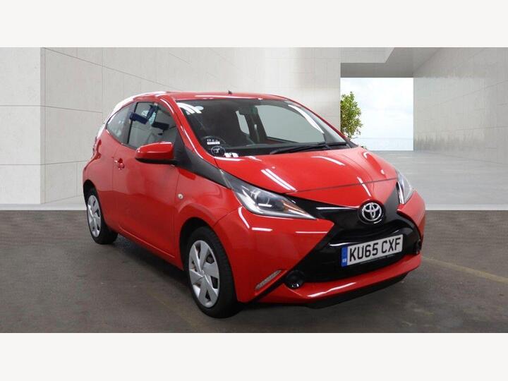 Toyota AYGO 1.0 VVT-i X-play Euro 5 3dr Euro 5
