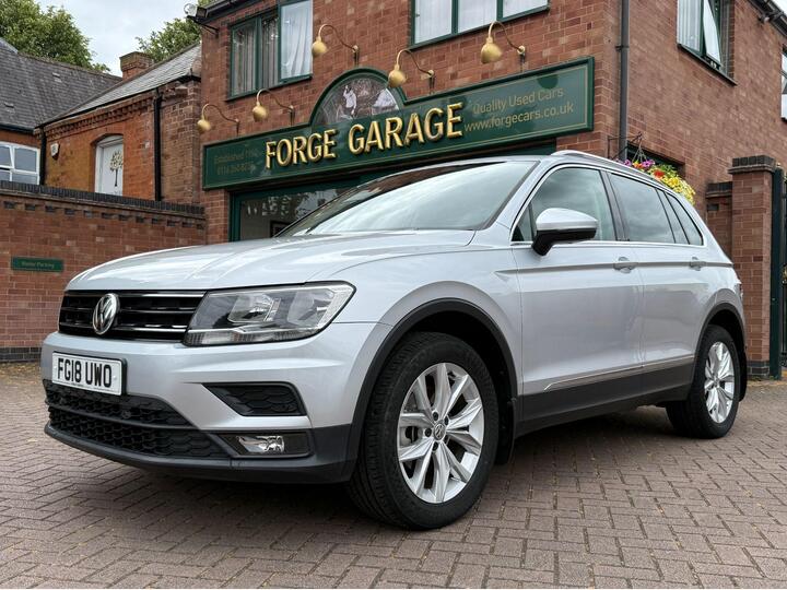Volkswagen Tiguan 2.0 TDI SE Navigation 4Motion Euro 6 (s/s) 5dr