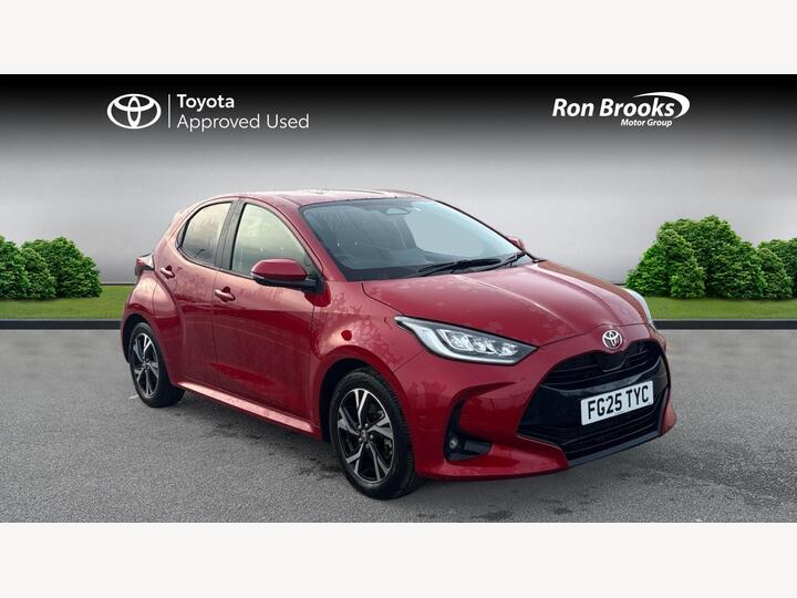 Toyota Yaris 1.5 VVT-h Design E-CVT Euro 6 (s/s) 5dr
