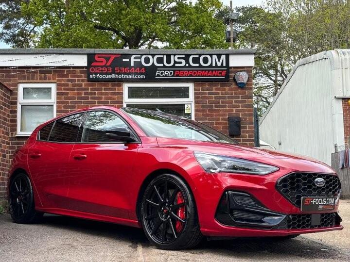 Ford Focus 2.3T EcoBoost ST Euro 6 (s/s) 5dr