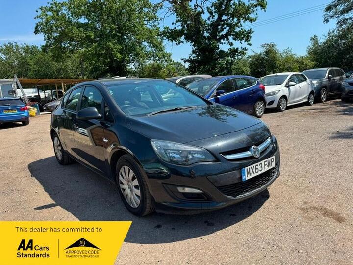 Vauxhall Astra 1.7 CDTi EcoFLEX Exclusiv Euro 5 (s/s) 5dr