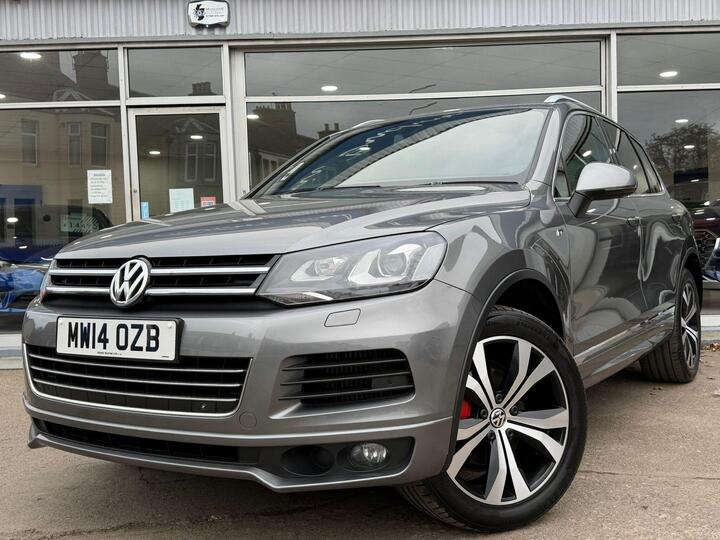 Volkswagen Touareg 3.0 TDI V6 BlueMotion Tech R-Line Tiptronic 4WD Euro 5 (s/s) 5dr