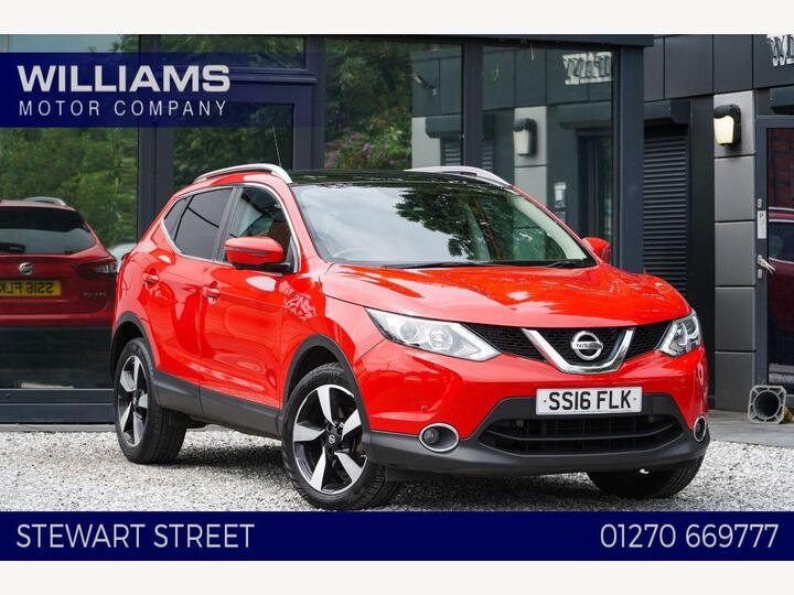 Nissan QASHQAI 1.6 DCi N-Connecta 2WD Euro 6 (s/s) 5dr Nissan QASHQAI 1.6 DCi N-Connecta 2WD Euro 6 (s/s) 5dr