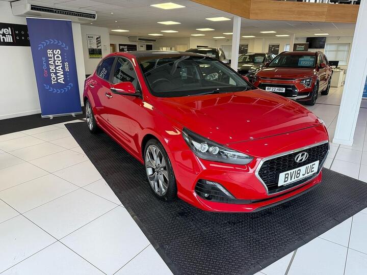 Hyundai I30 1.4 T-GDi Premium SE Fastback Euro 6 (s/s) 5dr Hyundai I30 1.4 T-GDi Premium SE Fastback Euro 6 (s/s) 5dr