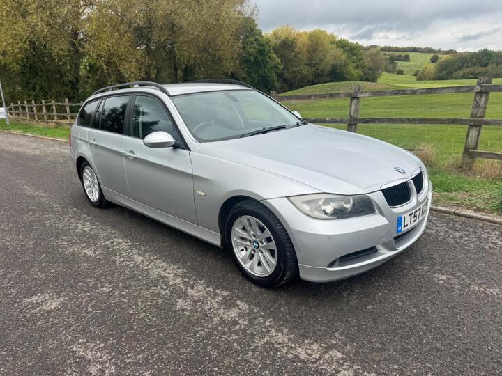 BMW 3 Series 2.0 318i SE Touring Auto Euro 4 5dr