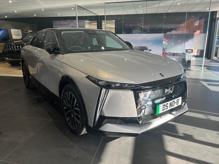 DS AUTOMOBILES DS No8 E-TENSE 74kWh Etoile Coupe Auto 5dr