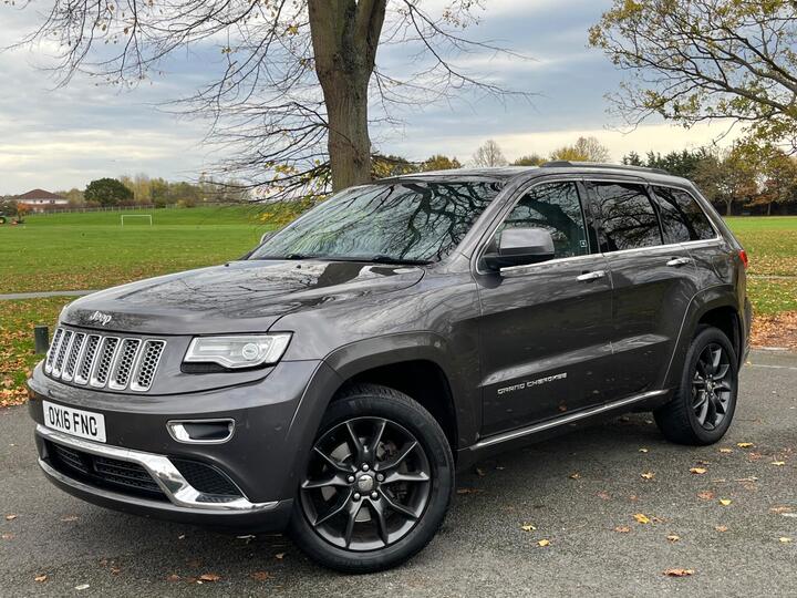Jeep Grand Cherokee 3.0 V6 CRD Summit Auto 4WD Euro 6 5dr Jeep Grand Cherokee 3.0 V6 CRD Summit Auto 4WD Euro 6 5dr