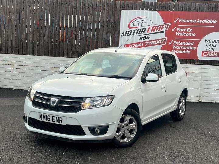 Dacia Sandero 1.5 DCi Laureate Euro 6 (s/s) 5dr Dacia Sandero 1.5 DCi Laureate Euro 6 (s/s) 5dr
